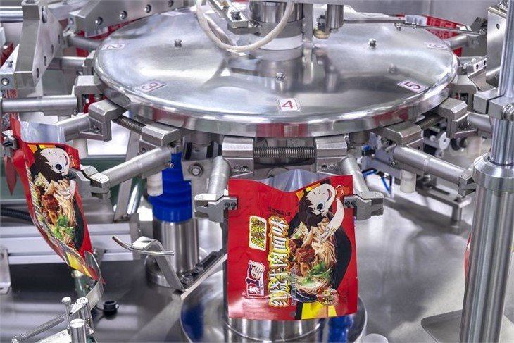 Automatic Bag Filling And Sealing Machine